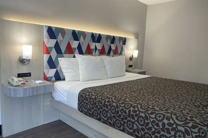 Room 5 of 21