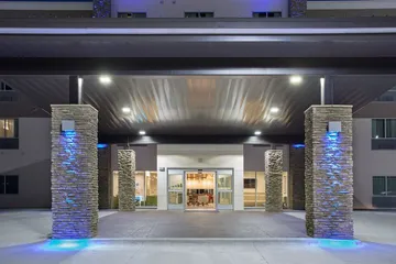 Holiday Inn Express and Suites Lincoln I - 80 by IHG