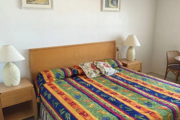 Room 4 of 31
