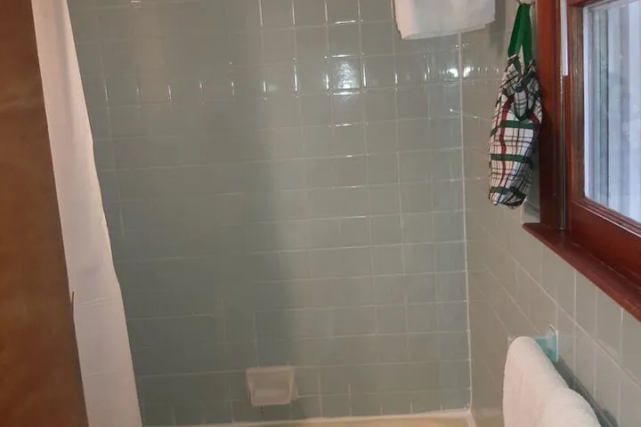 Room 3 of 54