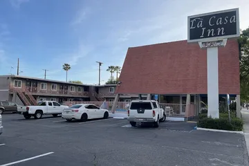 La Casa Inn