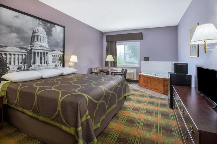 Room 5 of 23