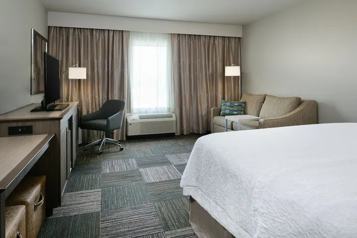 Room 5 of 31
