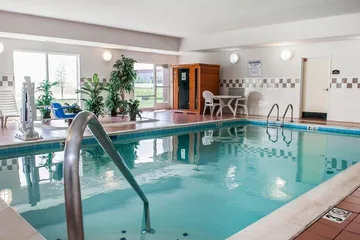Comfort Suites near Indianapolis Airport