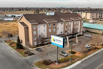 Home Inn & Suites Regina East