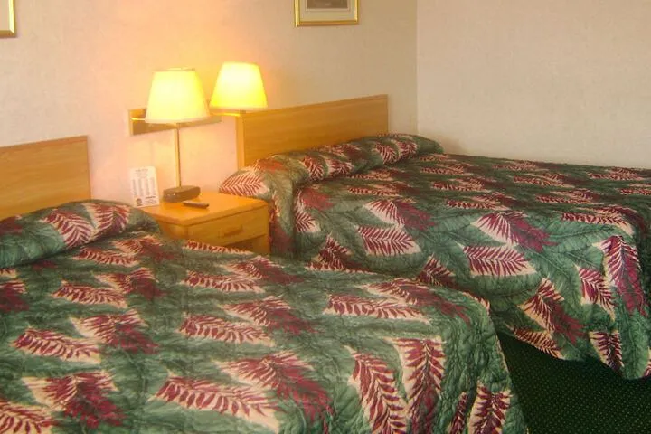 Room 4 of 20