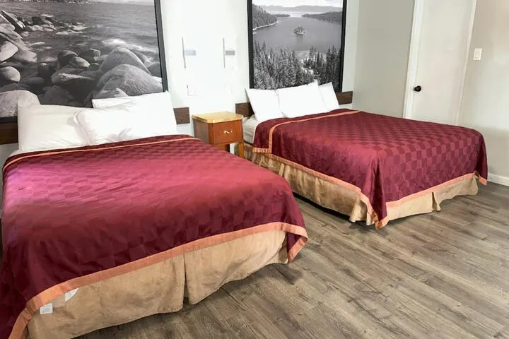 Room 3 of 40