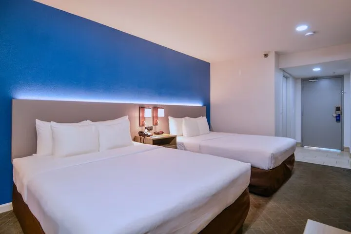 Room 3 of 55