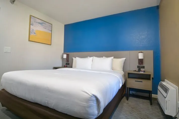 Room 2 of 55