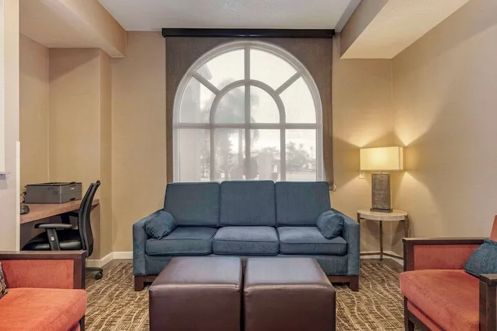 Hotel Interior 4 of 43