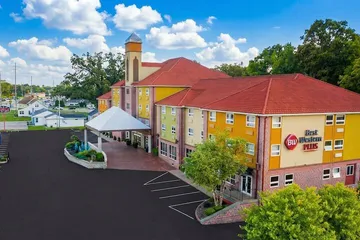 Best Western Plus Sandusky Hotel & Suites