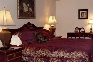 Colonie Inn and Suites