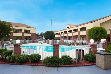 Magnuson Hotel Virginia Beach