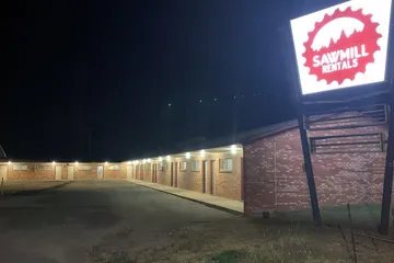 Sawmill Lodges Motel