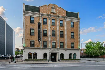 Hotel Chicago West Loop SureStay Collection by Best Western