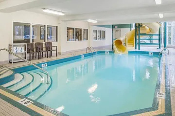 Comfort Inn & Suites University