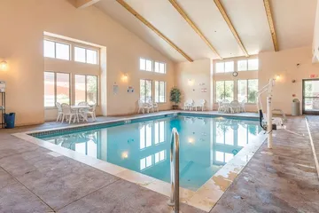 Manitou Pikes Peak Hotel