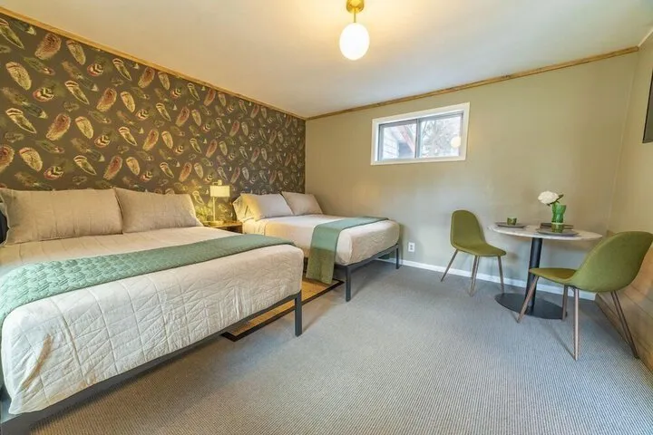 Room 5 of 71