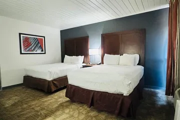 Alamo Inn & Suites