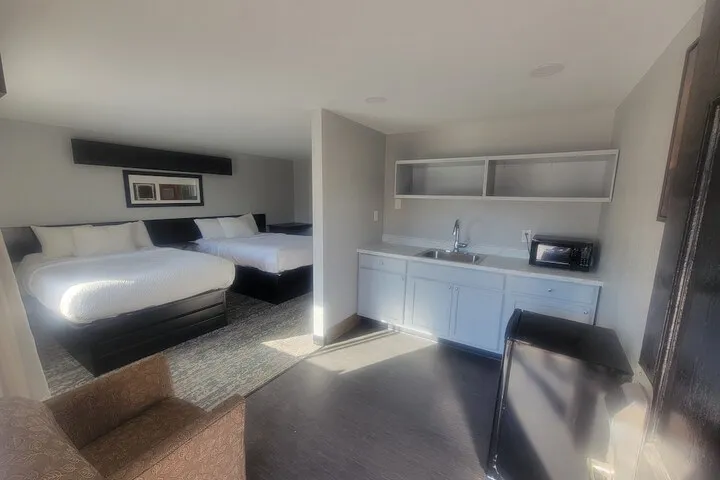 Room 2 of 11