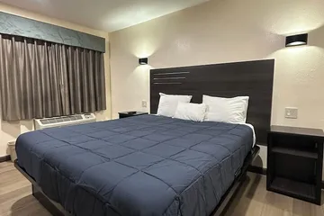 Del Aire Inn LAX