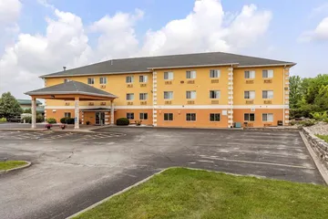 Comfort Inn Muscatine near Hwy 61
