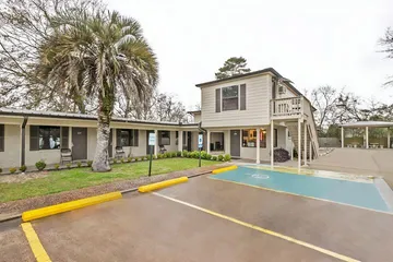 OYO Hotel Sulphur LA Hwy 90 West