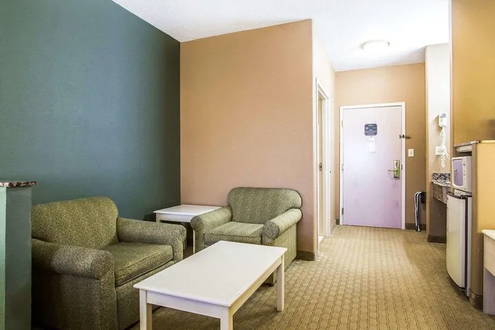 Room 5 of 45