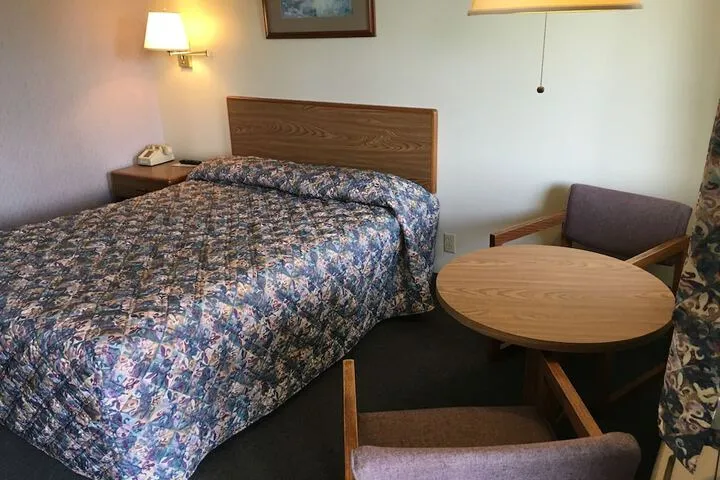 Room 5 of 47