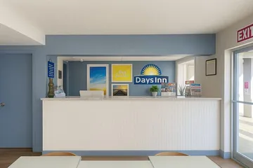 Days Inn by Wyndham Bradenton I-75