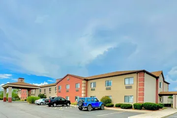 FairBridge Inn & Suites Batavia - Darien Amusement Park