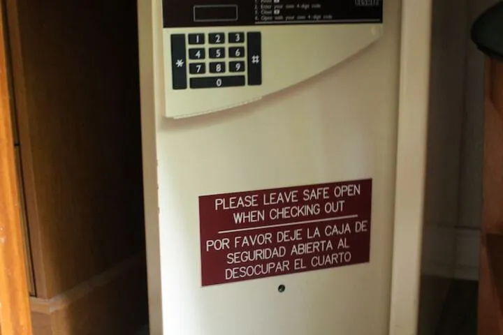 Room 4 of 58