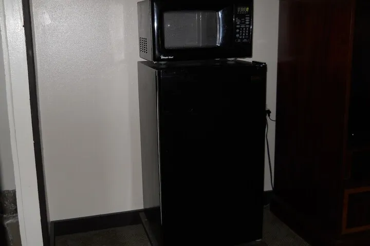 Room 2 of 12