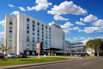 DoubleTree by Hilton Hotel Niagara Falls New York