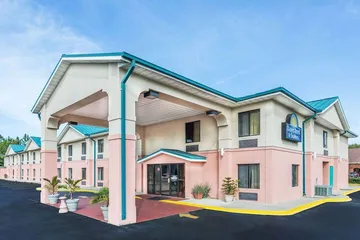Days Inn by Wyndham Panama City / Callaway