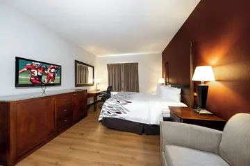 Red Roof Inn & Suites Biloxi - Ocean Springs
