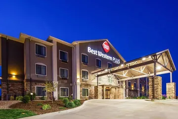 Best Western Plus Overland Inn