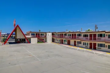 Red Roof Inn Needles