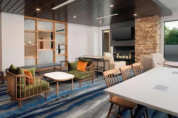 Fairfield Inn & Suites by Marriott Alexandria West / Mark Center