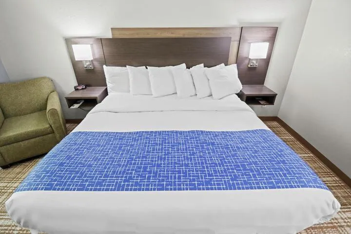 Room 4 of 29