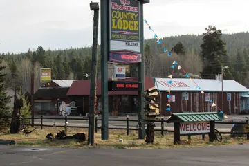 The Woodsman Country Lodge