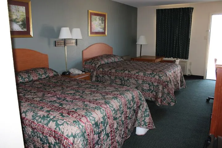 Room 5 of 13