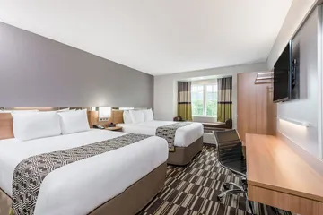 Microtel Inn & Suites by Wyndham New Martinsville