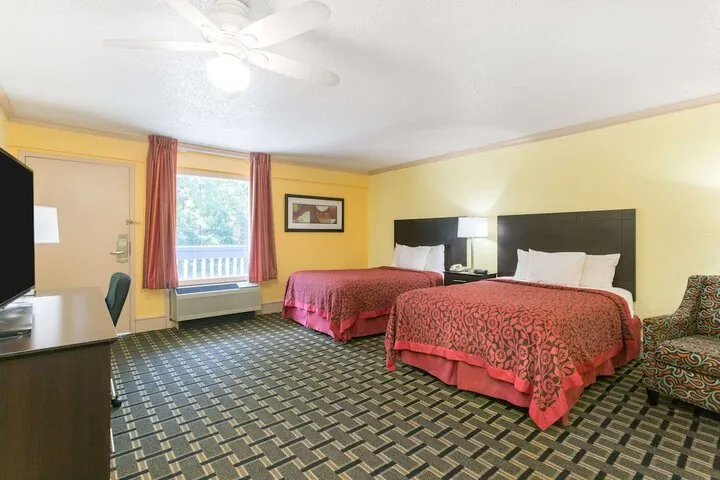Room 3 of 15