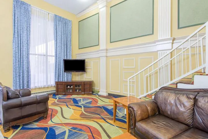 Hotel Interior 4 of 25
