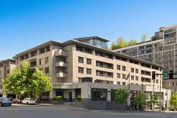Courtyard by Marriott Seattle Bellevue / Downtown
