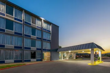 Days Inn by Wyndham Cambridge