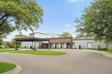 Courtyard by Marriott Detroit Metropolitan Airport Romulus