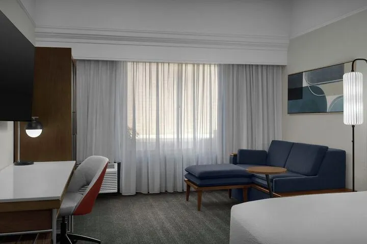 Room 5 of 35