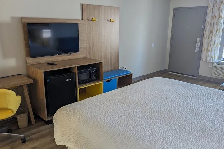 Room 5 of 29
